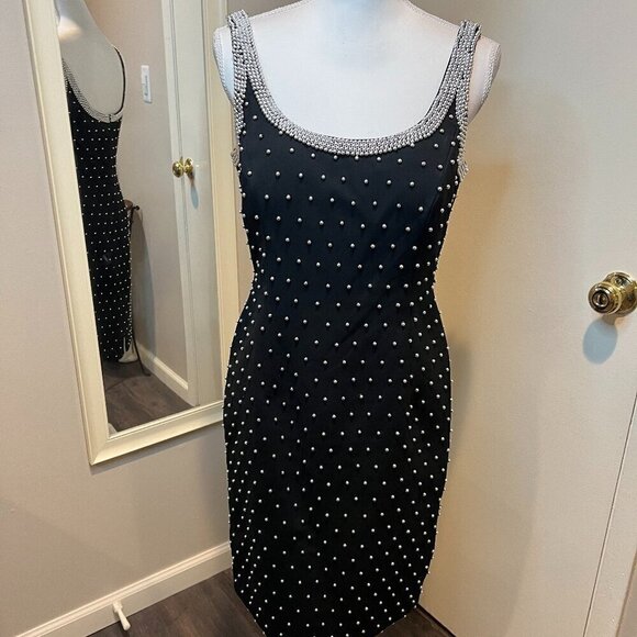 Carmen Marc Valvo Collection Black Beaded sleeveless Cocktail Dress, Size 8 - Picture 1 of 16